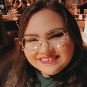 Meet your Posher, Rhi